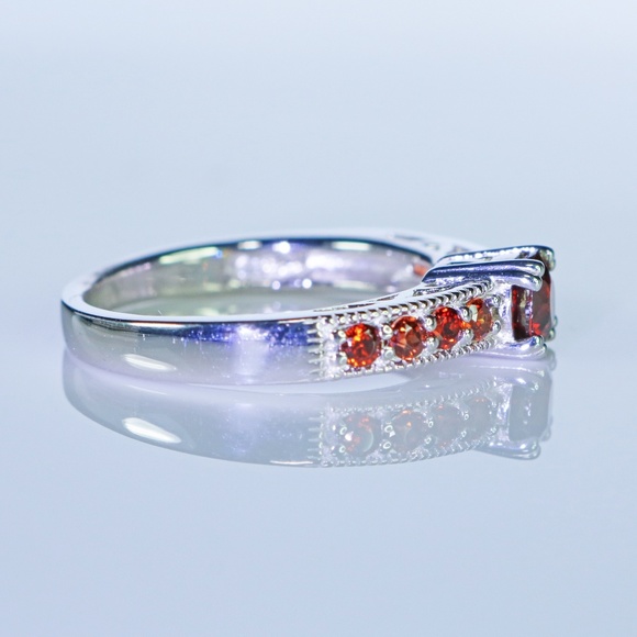 Red Zircon Gemstone Ring set in Sterling Silver - Picture 3 of 8